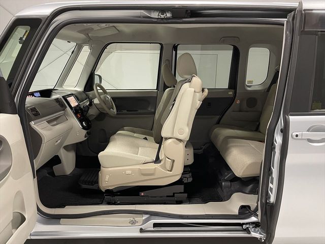 Daihatsu TANTO 2018-11 191831-6