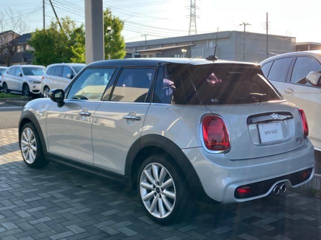 Bmw MINI 2021-03 8084-2