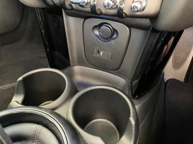 Bmw MINI 2021-03 8084-18