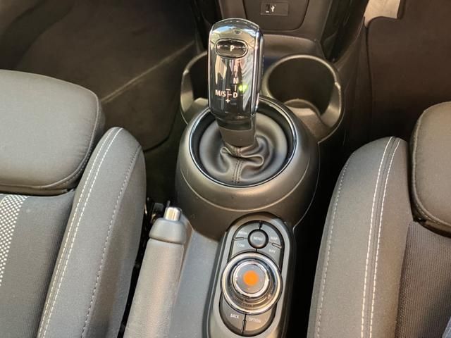 Bmw MINI 2021-03 8084-17