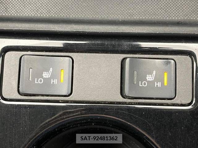 Toyota PRIUS 2019-05 281859-7