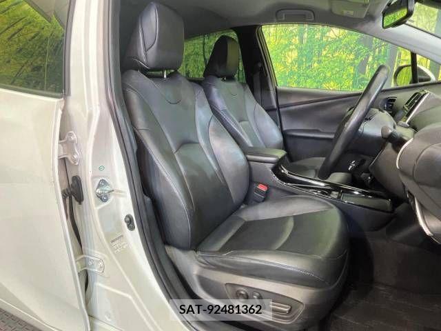 Toyota PRIUS 2019-05 281859-8