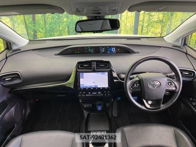 Toyota PRIUS 2019-05 281859-1