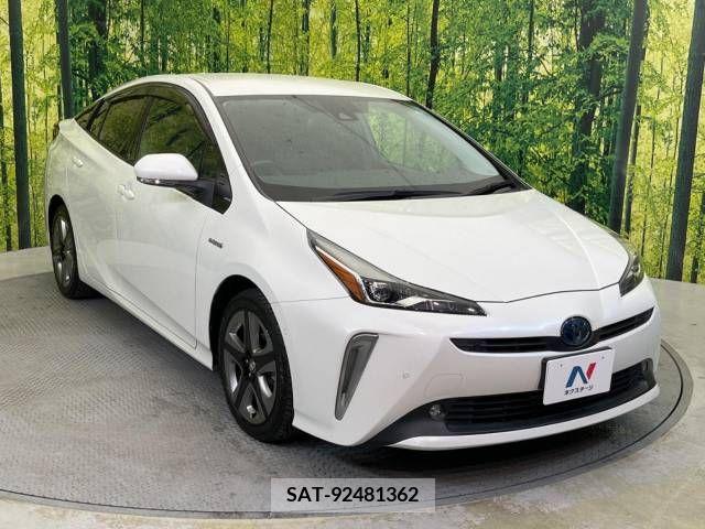 Toyota PRIUS 2019-05 281859-16