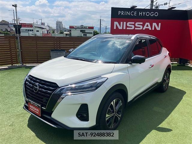 Nissan KICKS 2023-11 362285-16