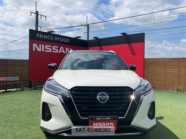 Nissan KICKS 2023-11 362285-13