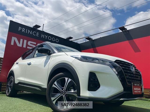 Nissan KICKS 2023-11 362285-9
