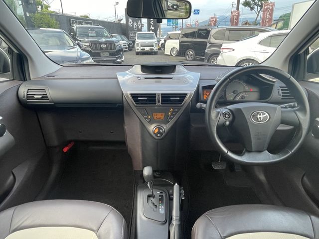 Toyota IQ 2009-01 4080-2