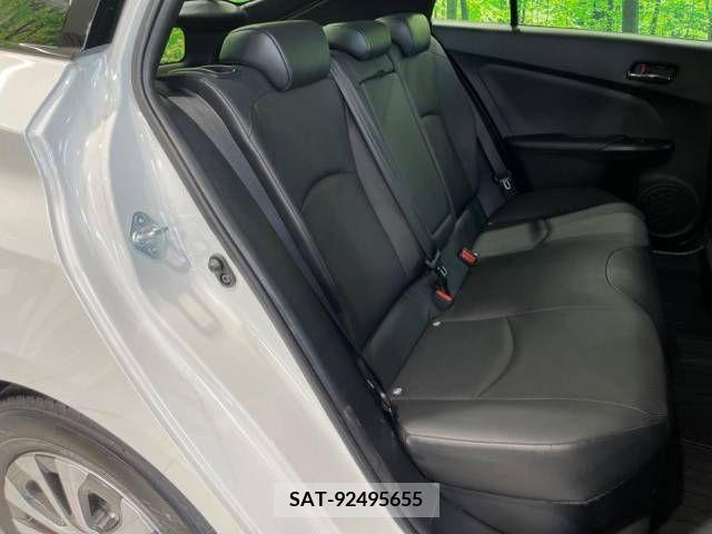 Toyota PRIUS 2021-08 366636-9