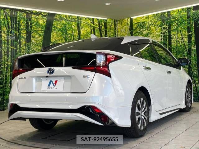 Toyota PRIUS 2021-08 366636-17