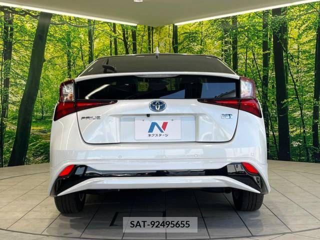 Toyota PRIUS 2021-08 366636-15