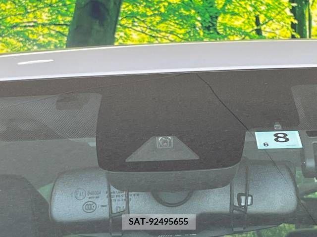 Toyota PRIUS 2021-08 366636-4