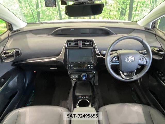 Toyota PRIUS 2021-08 366636-1