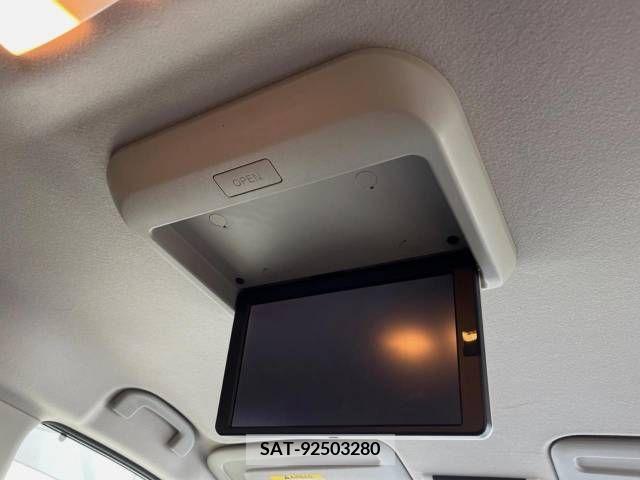 Nissan SERENA 2018-09 367674-3
