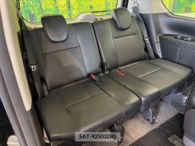 Nissan SERENA 2018-09 367674-9