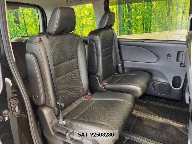 Nissan SERENA 2018-09 367674-8