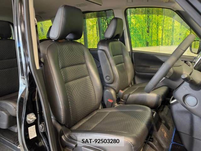 Nissan SERENA 2018-09 367674-7