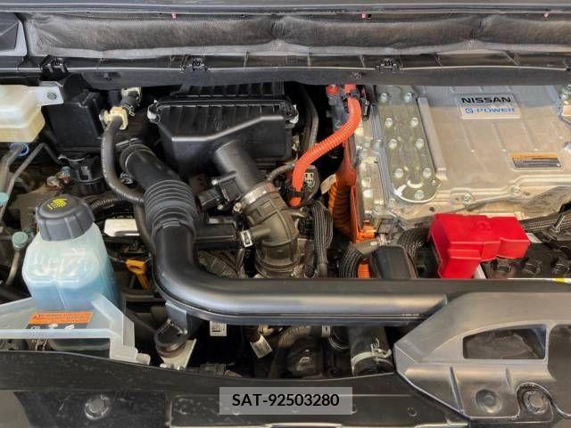 Nissan SERENA 2018-09 367674-18