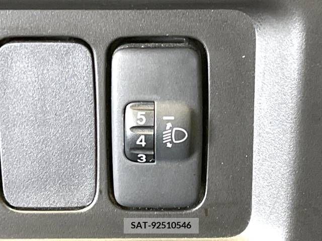 Daihatsu HIJET VAN 2014-11 256191-4