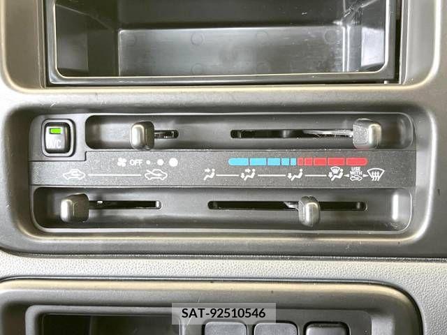 Daihatsu HIJET VAN 2014-11 256191-3