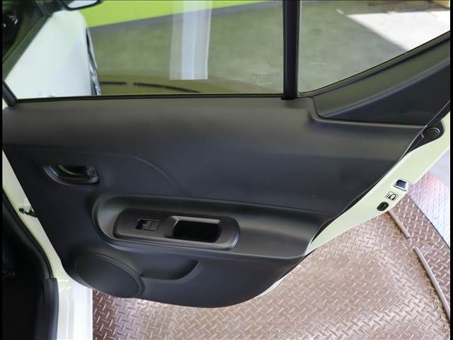 Toyota AQUA 2020-09 182520-25