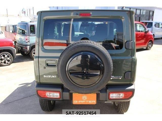 Suzuki JIMNY 2018-10 246310-8