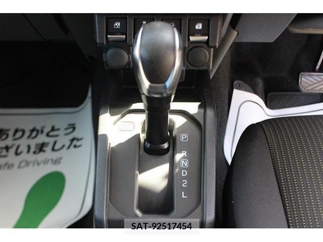 Suzuki JIMNY 2018-10 246310-3