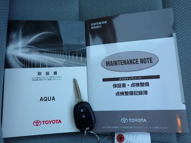 Toyota AQUA 2016-11 189681-21