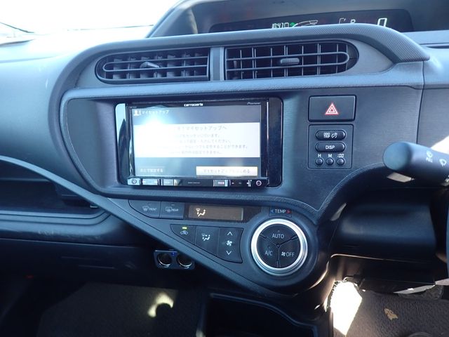 Toyota AQUA 2016-11 189681-14