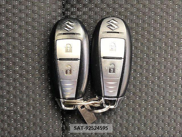 Suzuki SWIFT 2013-10 340948-22