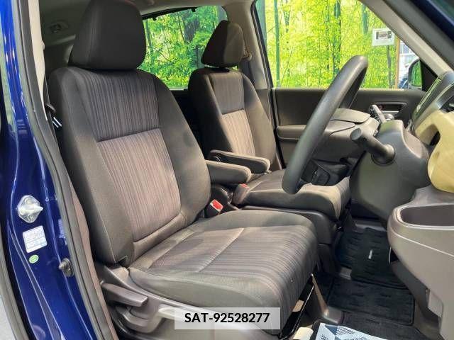 Honda FREED 2017-03 338930-8