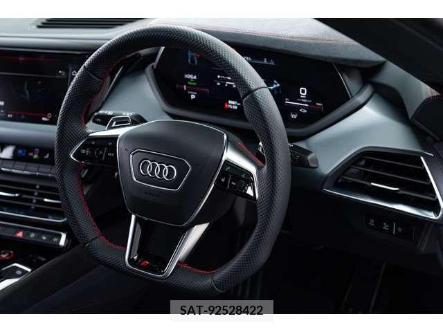Audi E-TRON 2022-01 257422-15