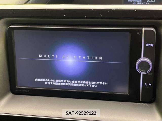 Toyota NOAH 2014-02 392831-3