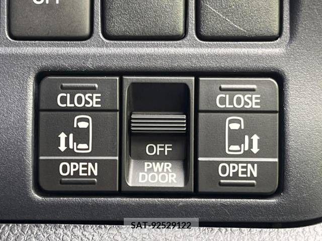 Toyota NOAH 2014-02 392831-2
