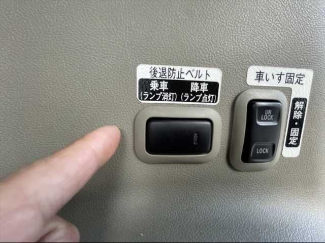 Daihatsu TANTO 2012-07 188242-5