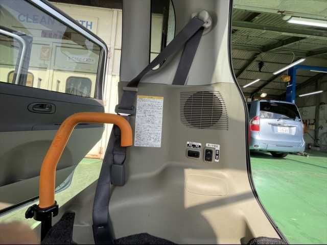Daihatsu TANTO 2012-07 188242-3