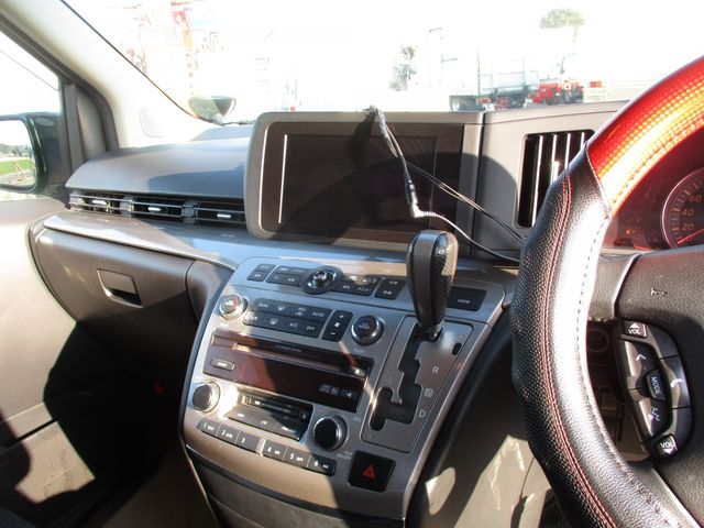 Nissan ELGRAND 2007-04 1427-11