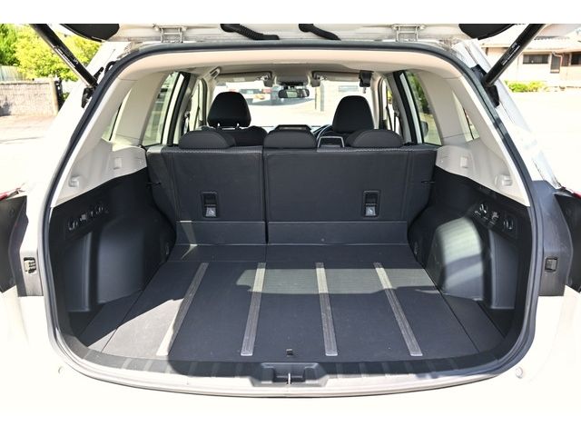 Subaru FORESTER 2018-08 1062-12