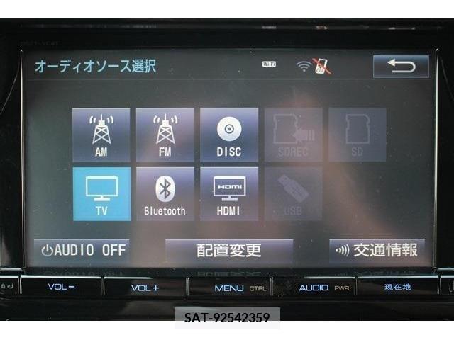 Toyota PRIUS 2016-06 366660-1