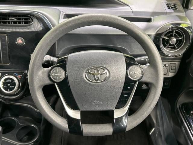 Toyota AQUA 2019-02 28728-8