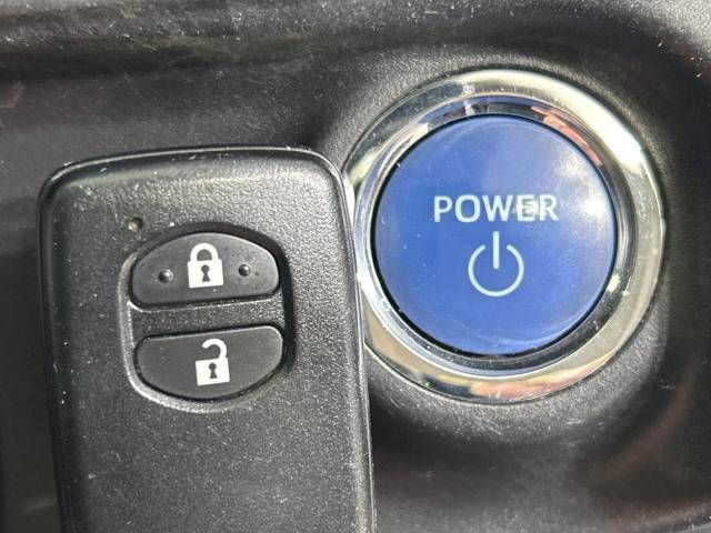 Toyota AQUA 2019-02 28728-7