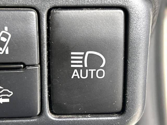 Toyota AQUA 2019-02 28728-5