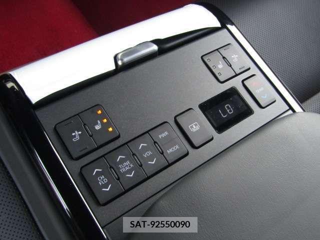 Toyota CROWN 2022-12 297726-13