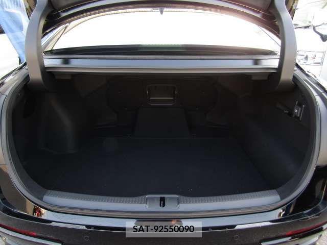 Toyota CROWN 2022-12 297726-8