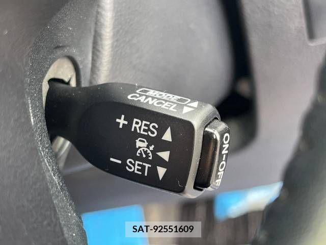 Toyota VELLFIRE 2015-03 337285-7