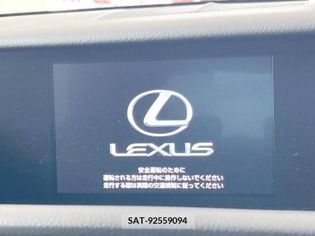 Lexus IS 2014-03 300075-2