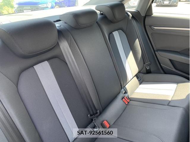 Audi A3 SEDAN 2023-04 356456-16