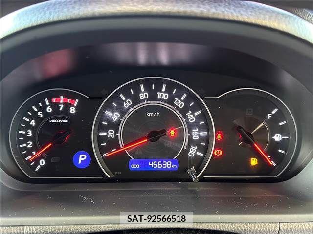 Toyota NOAH 2017-11 207307-6