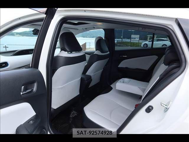 Toyota PRIUS 2017-04 386735-17