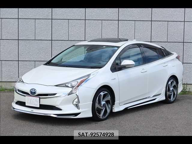 Toyota PRIUS 2017-04 386735-0